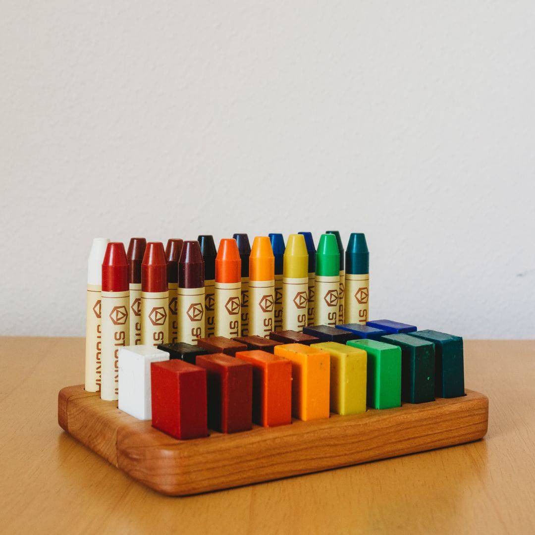 Wooden Beeswax Crayon Holder