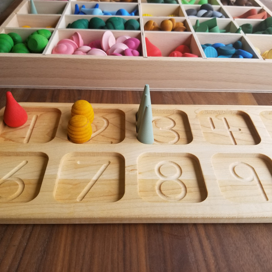 Large 10 frame with engraved number - Ten frame