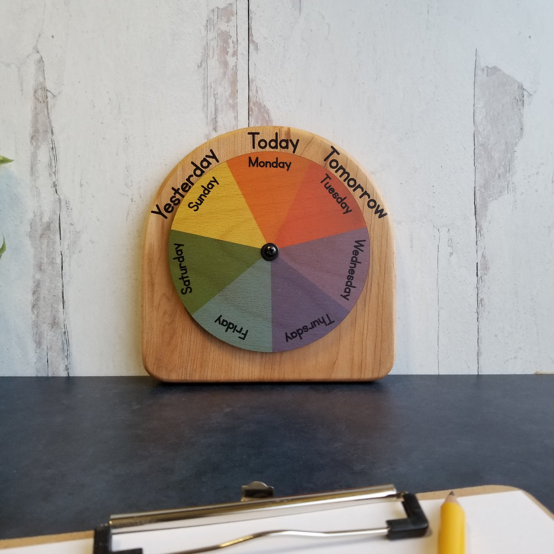 Days of the week wheel - Circle time calendar