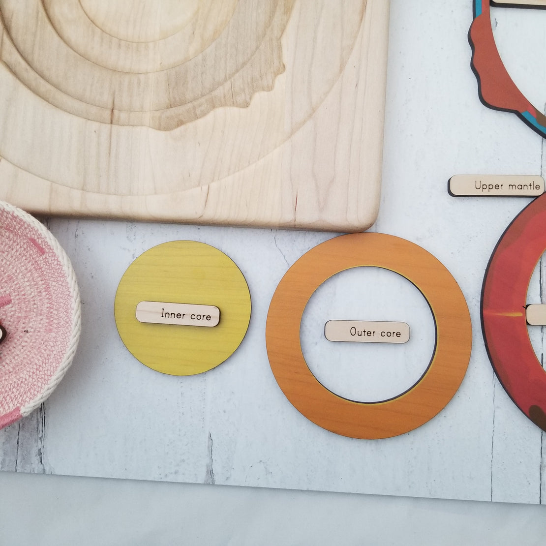 Layers of the Earth wooden puzzle - Great stories, Earth study - With PDF cards and companion guide