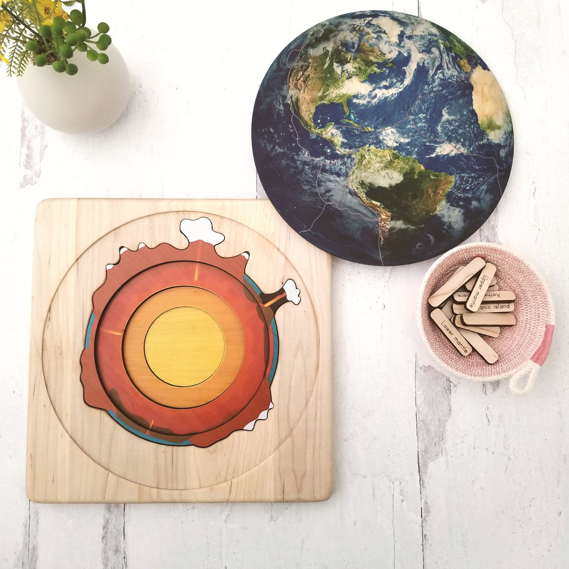 Layers of the Earth wooden puzzle - Great stories, Earth study - With PDF cards and companion guide