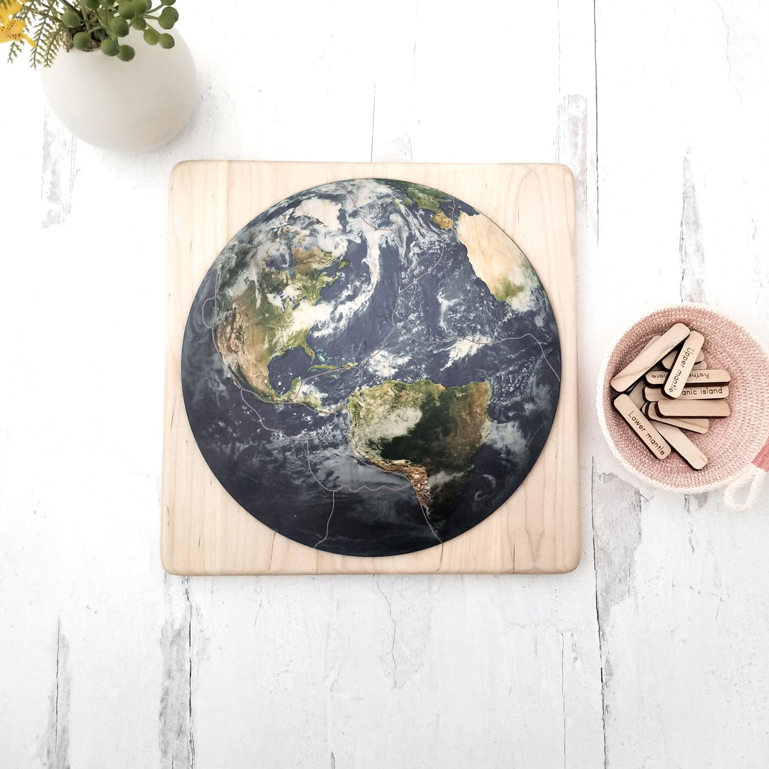 Layers of the Earth wooden puzzle - Great stories, Earth study - With PDF cards and companion guide