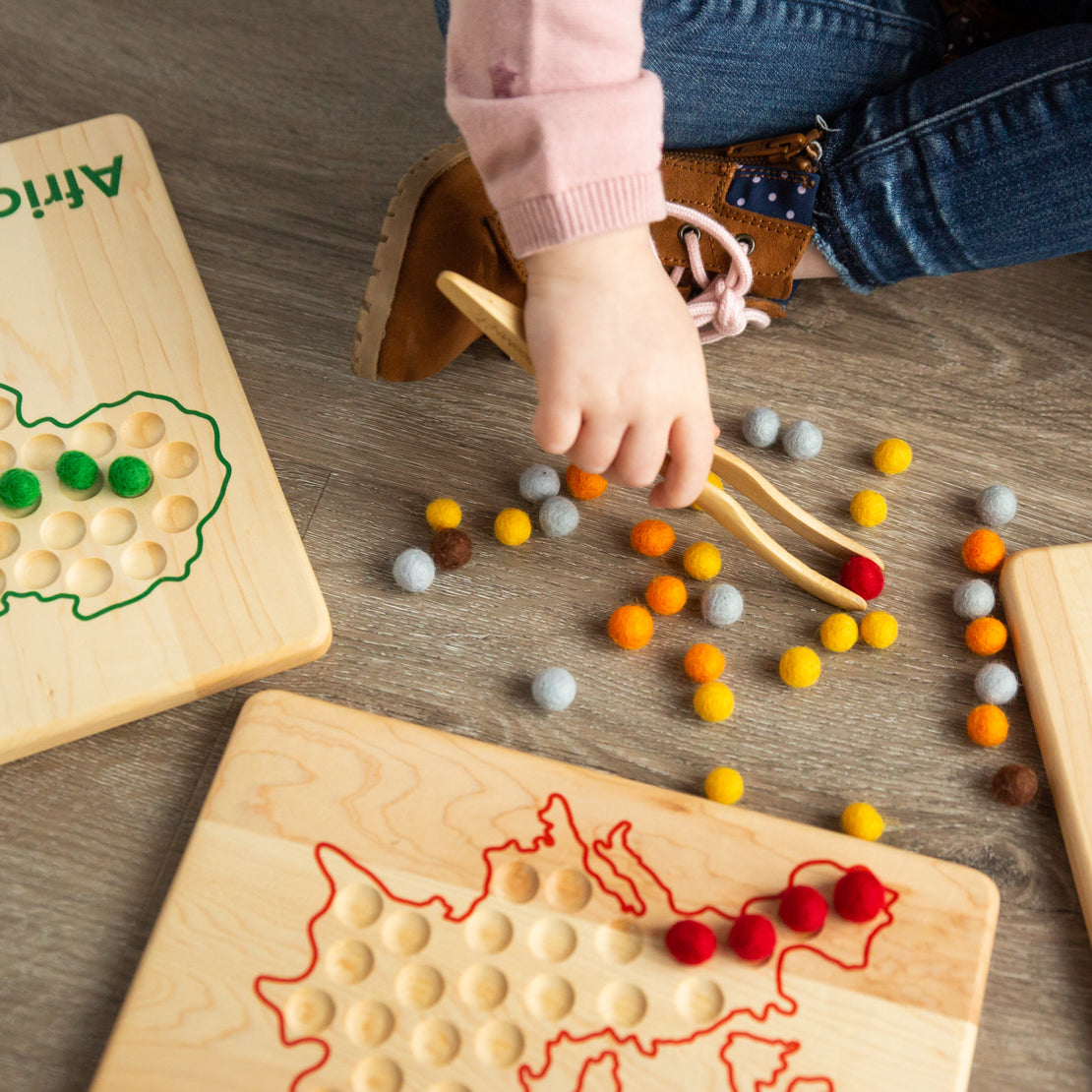 Montessori continent work - Transfer work - Montessori geography - Montessori Fine Motor Work - Fine Motor Skills Activity - Tonging