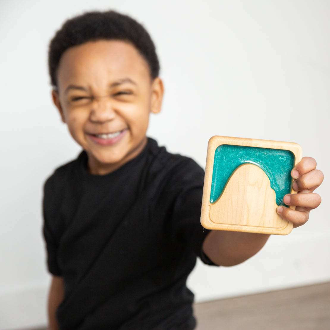 Montessori materials - Land form tiles - Landforms & Bodies of Water - Wooden toys - Montessori