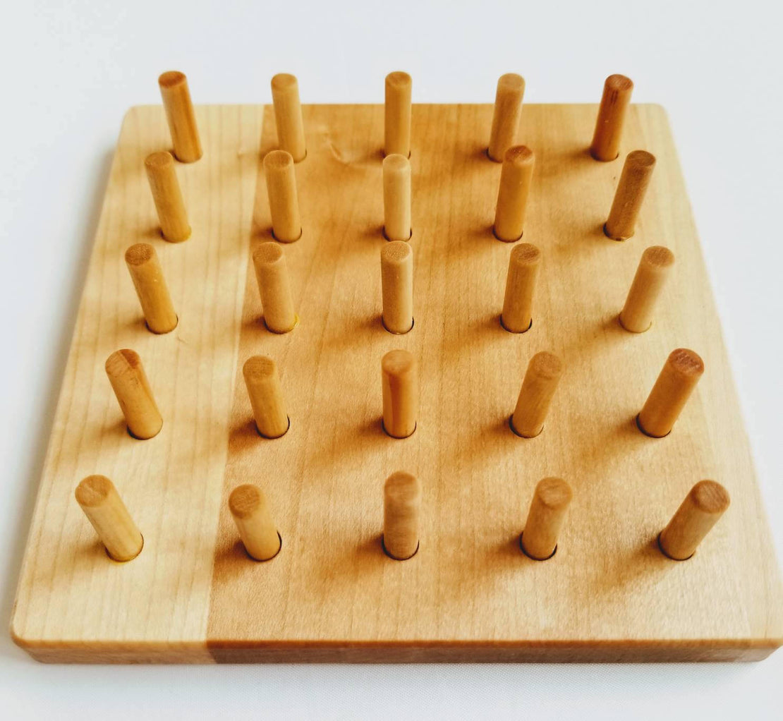 Wooden Geoboard - wood Geo board - pegboard - math manipulative - Montessori toy - Waldorf toy - wooden toys - toddler gift - gift for kids