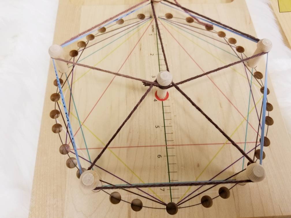 Polygon geoboard - geometry board - Geo board - Math manipulative - Montessori