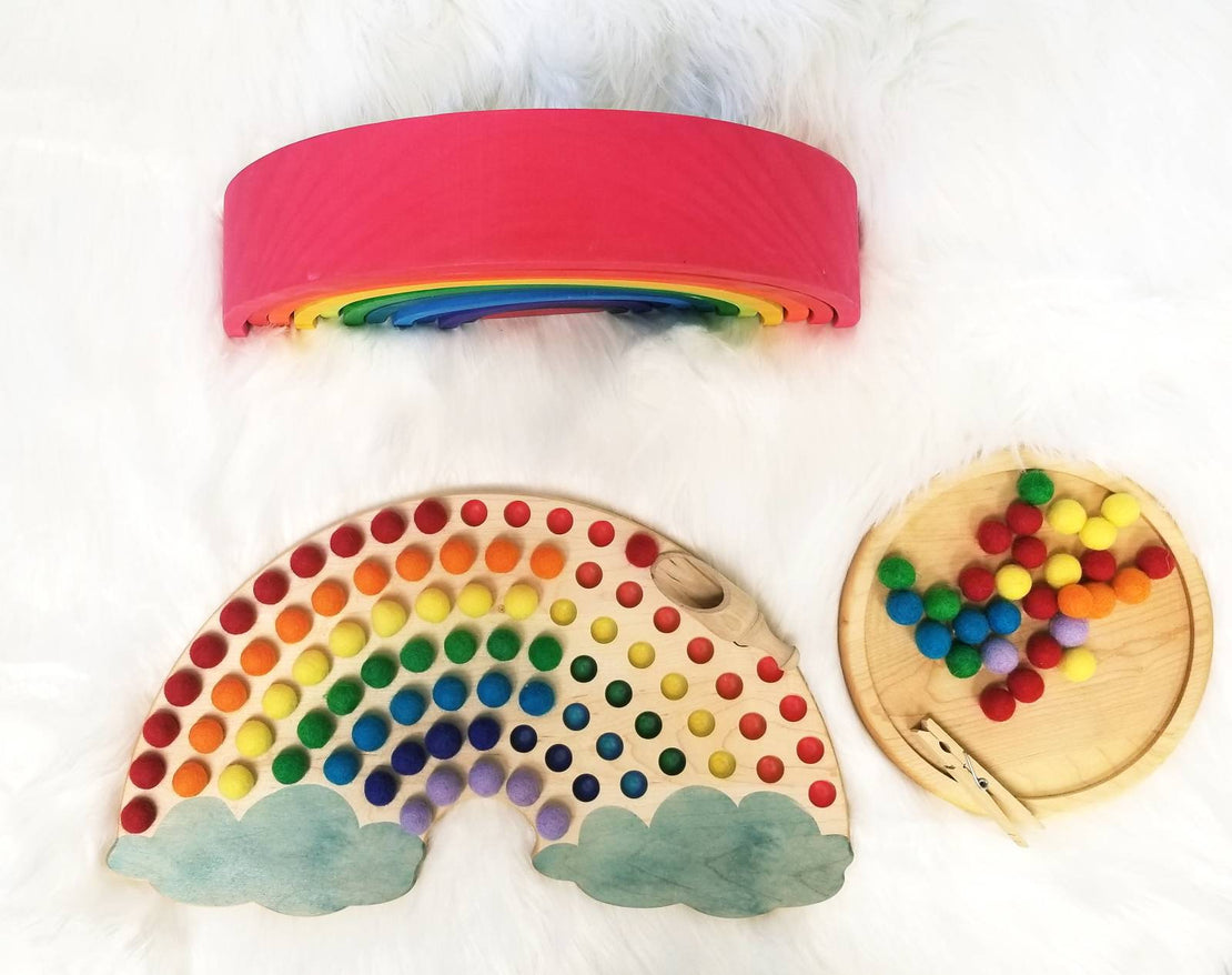 Color sorting toy - rainbow colors - color matching game - wooden rainbow - sorting tray - Montessori classroom
